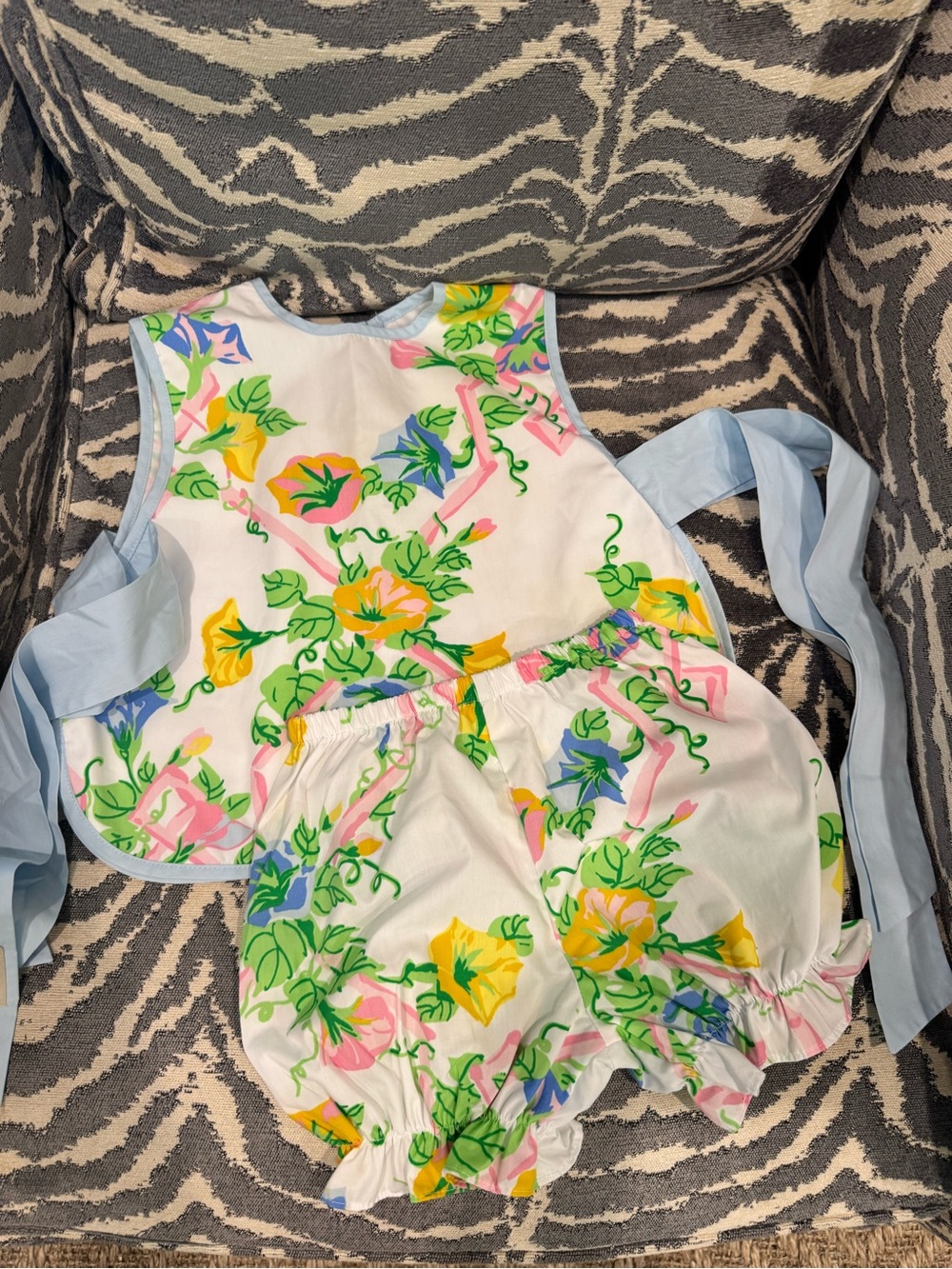 The Beaufort Bonnet Company 3T Marietta Morning Glory Swing Set EUC HTF